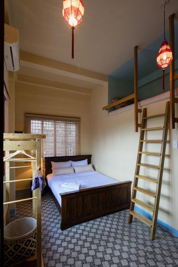The Red House Bed & Breakfast Ho Chi Minh City Exterior photo